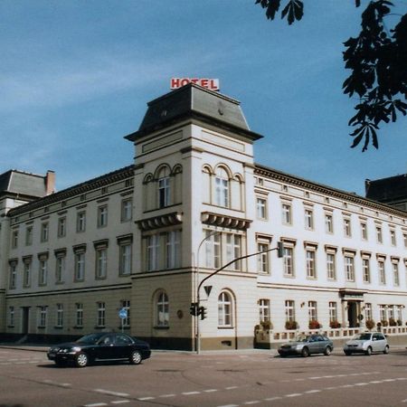 Hotel "Stadt Koethen" Koethen  Exterior photo